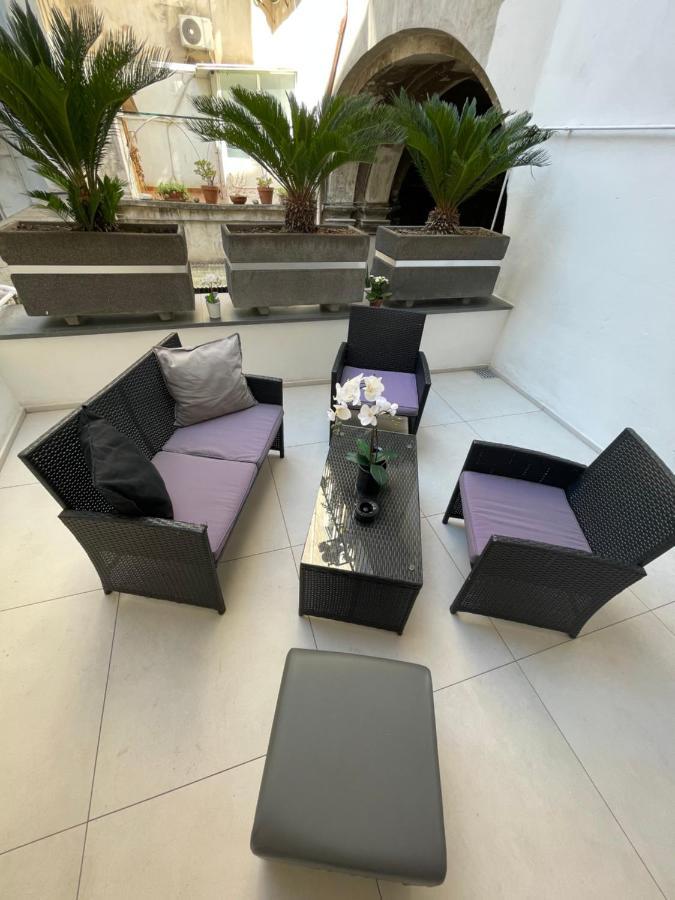 Appartement Residenza Spinelli à Naples Extérieur photo