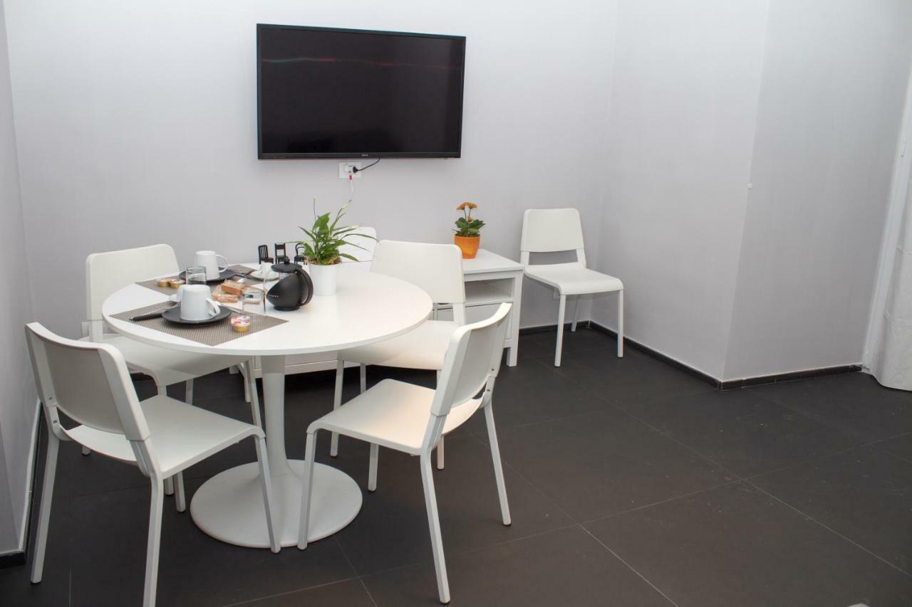Appartement Residenza Spinelli à Naples Extérieur photo