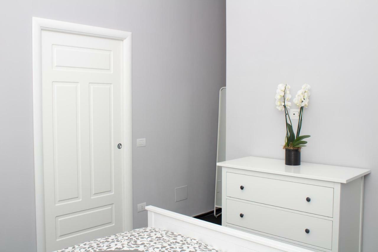 Appartement Residenza Spinelli à Naples Extérieur photo