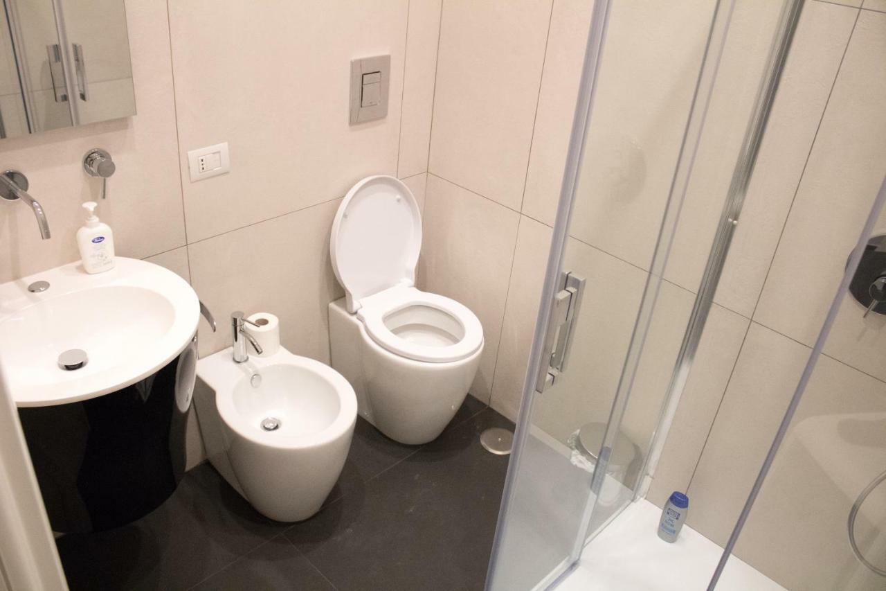 Appartement Residenza Spinelli à Naples Extérieur photo